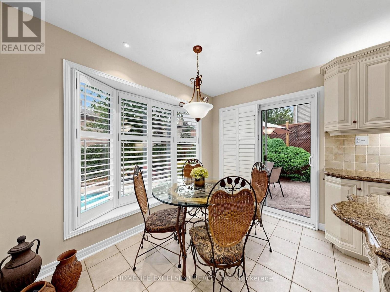 17 BLACK CHERRY DRIVE - 8