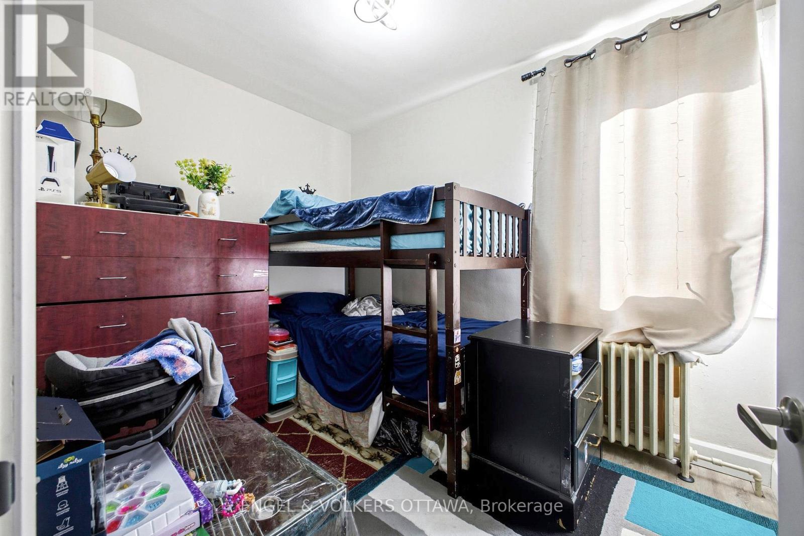 287 ST LAURENT BOULEVARD - 17
