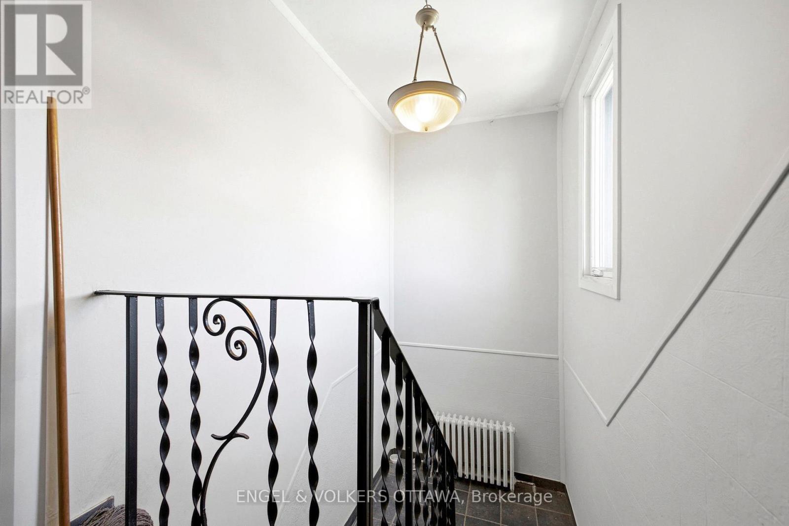 287 ST LAURENT BOULEVARD - 21