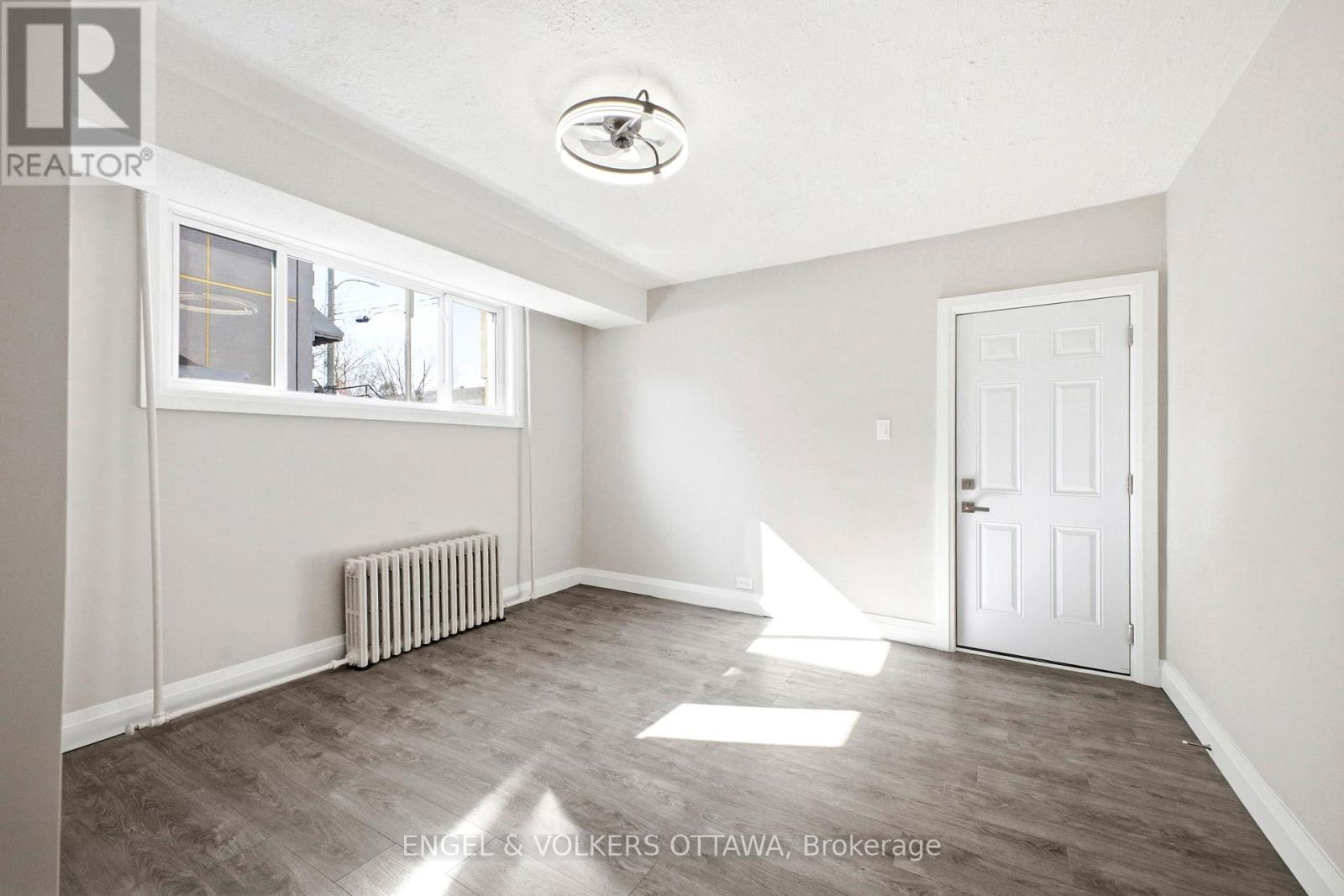287 ST LAURENT BOULEVARD - 4