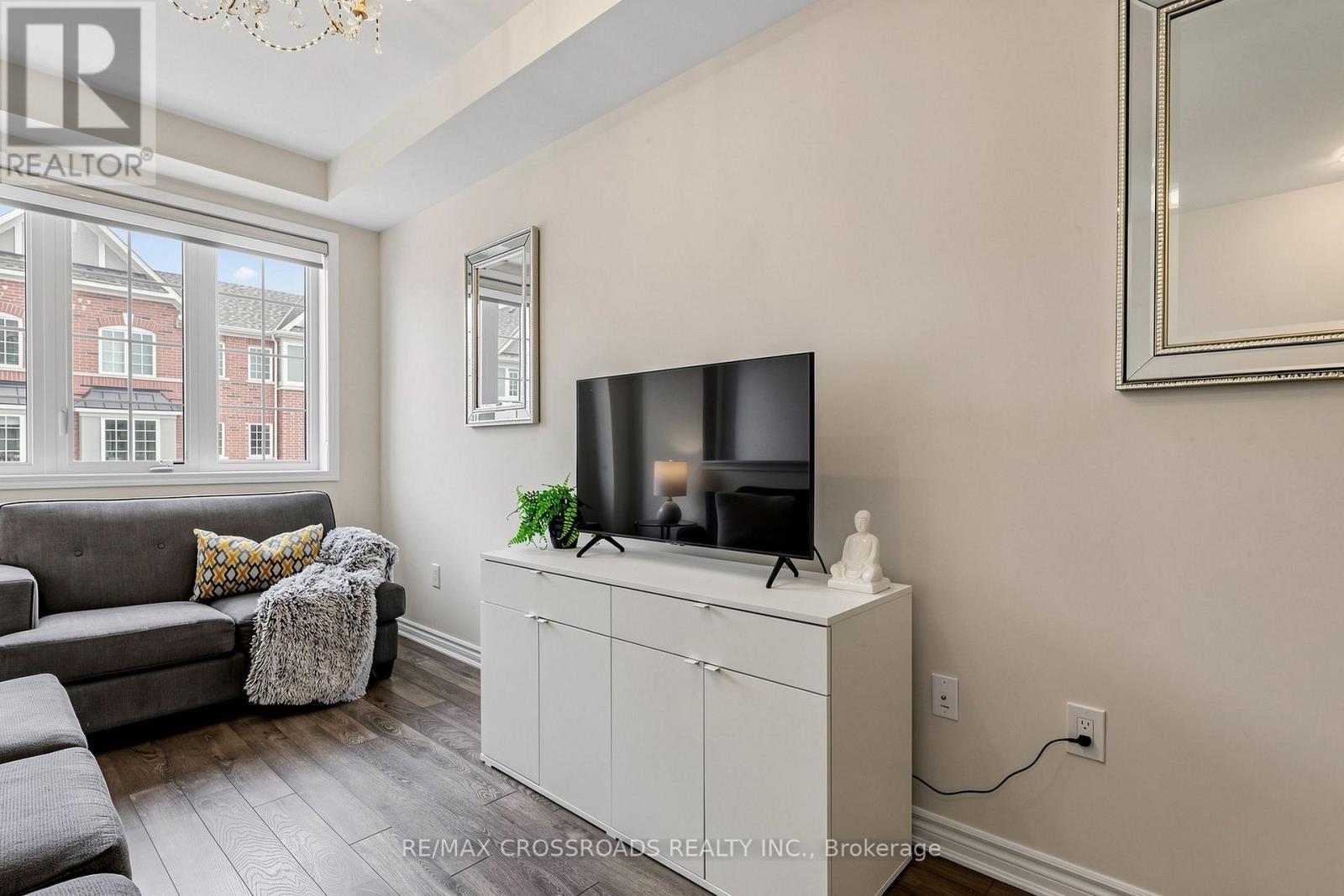 78 JOLLY WAY - Image 9