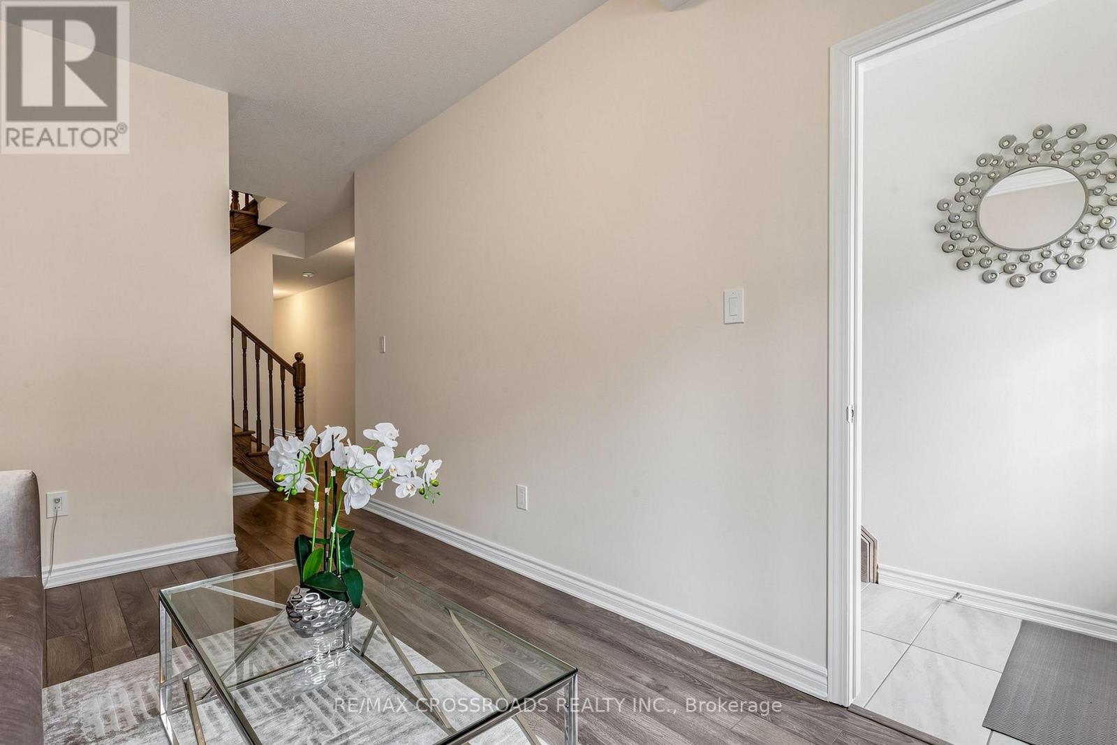 78 JOLLY WAY - Image 5