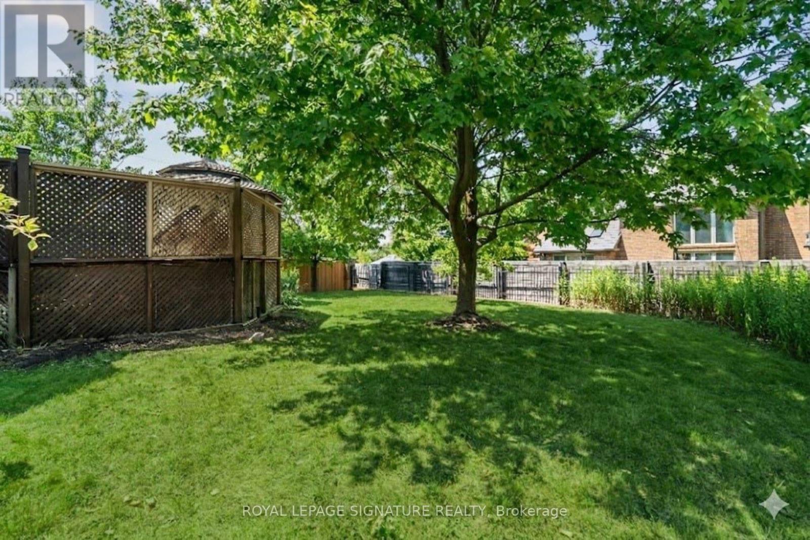 12 MCCULLOUGH COURT - 37