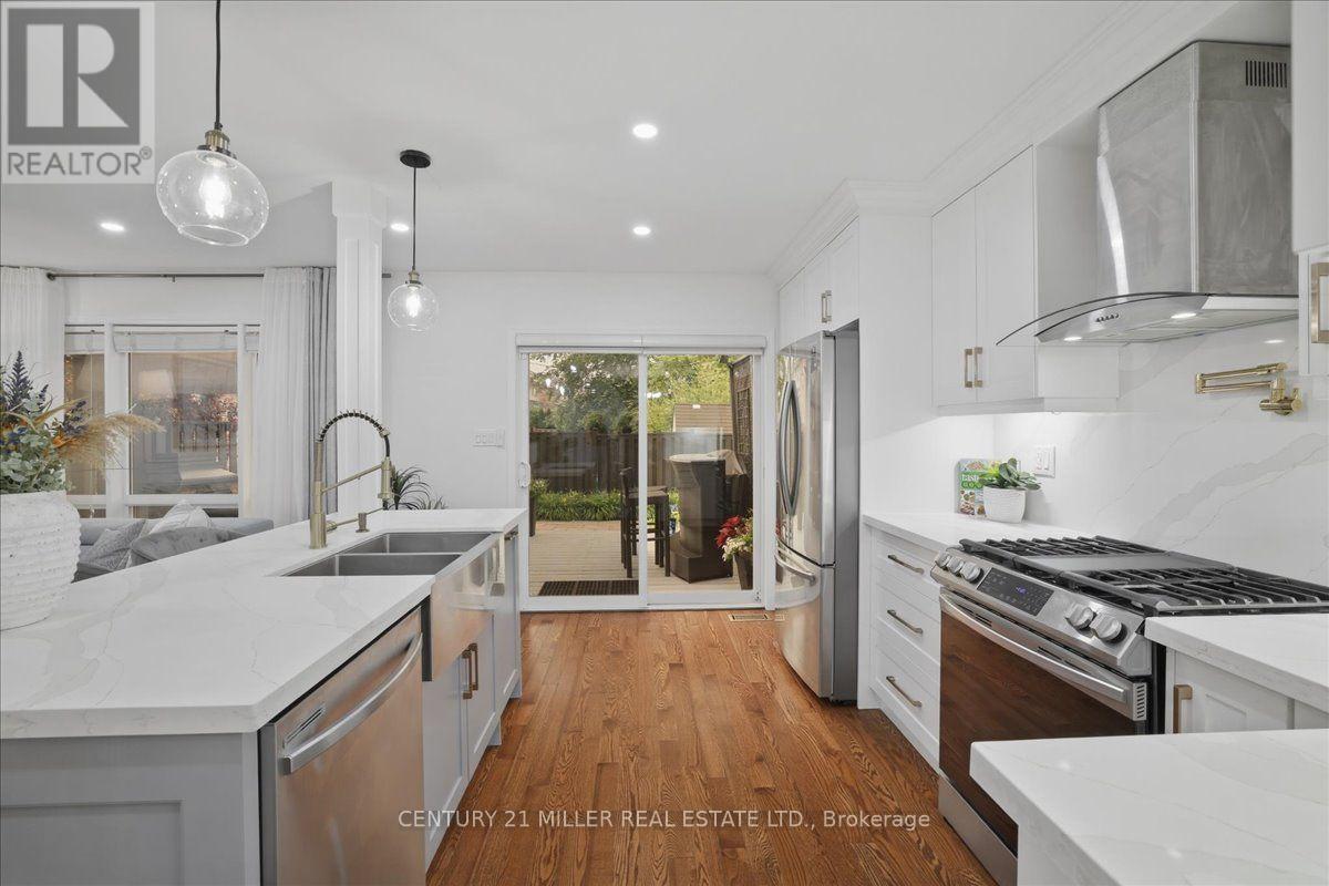 3085 CARDROSS COURT - 12