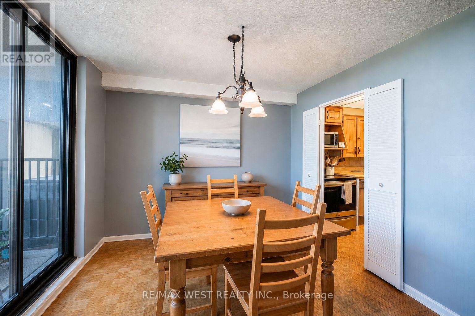 #1104 11 WINCOTT DRIVE - 18
