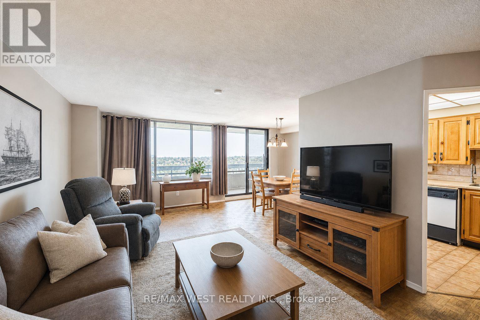 #1104 11 WINCOTT DRIVE - 7
