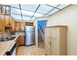 1104 - 11 Wincott Drive, Toronto, ON M9R2R9 Photo 10