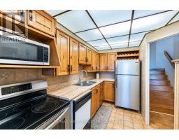1104 - 11 Wincott Drive, Toronto, ON M9R2R9 Photo 11