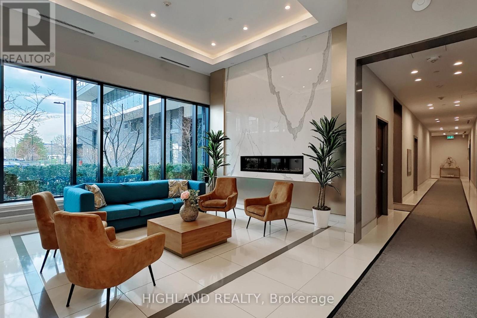 #2716 35 WATERGARDEN DRIVE - Image 25