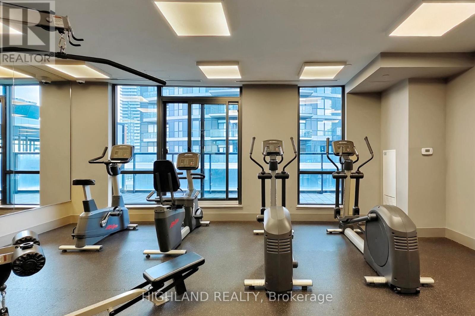 #2716 35 WATERGARDEN DRIVE - Image 28