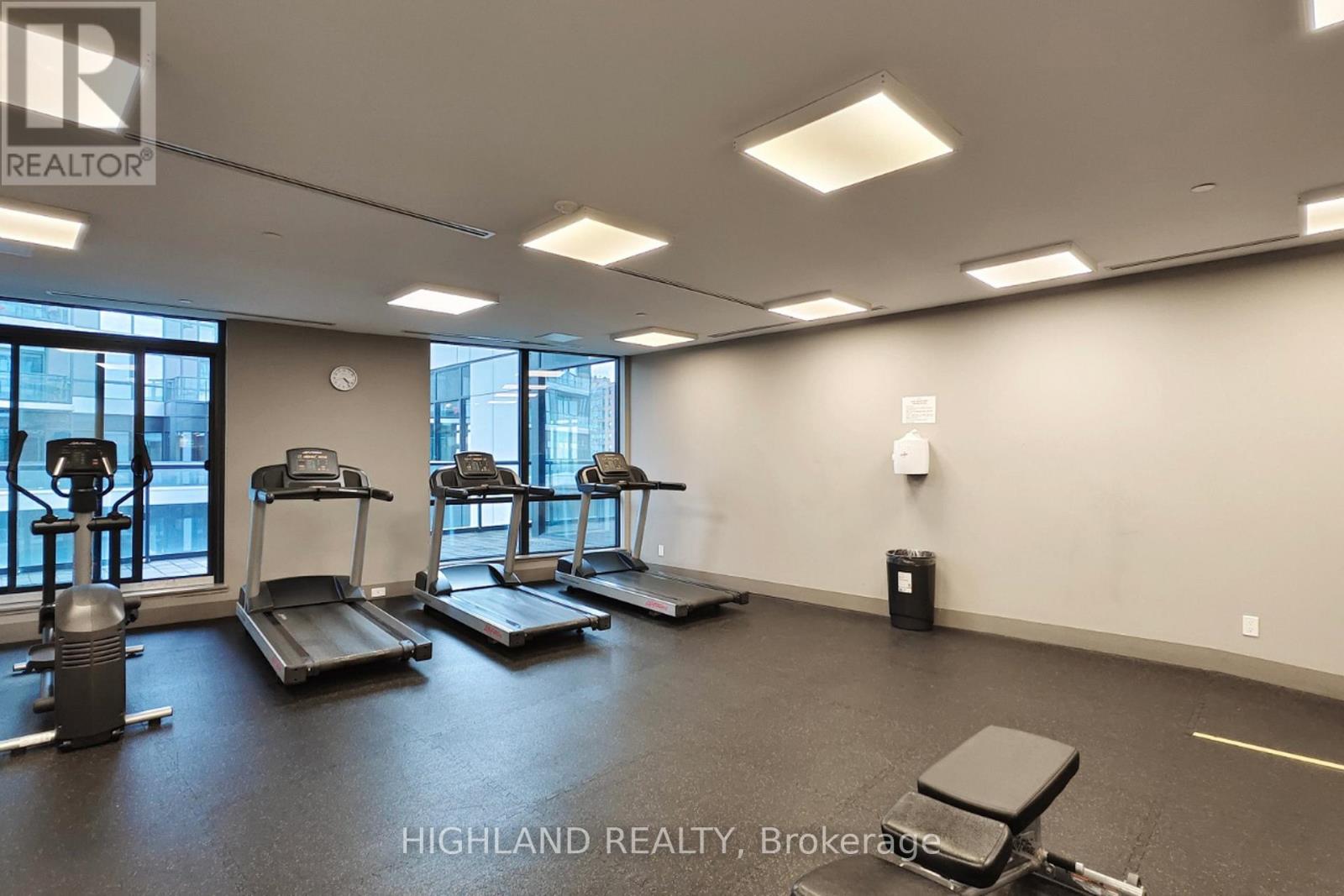 #2716 35 WATERGARDEN DRIVE - Image 30