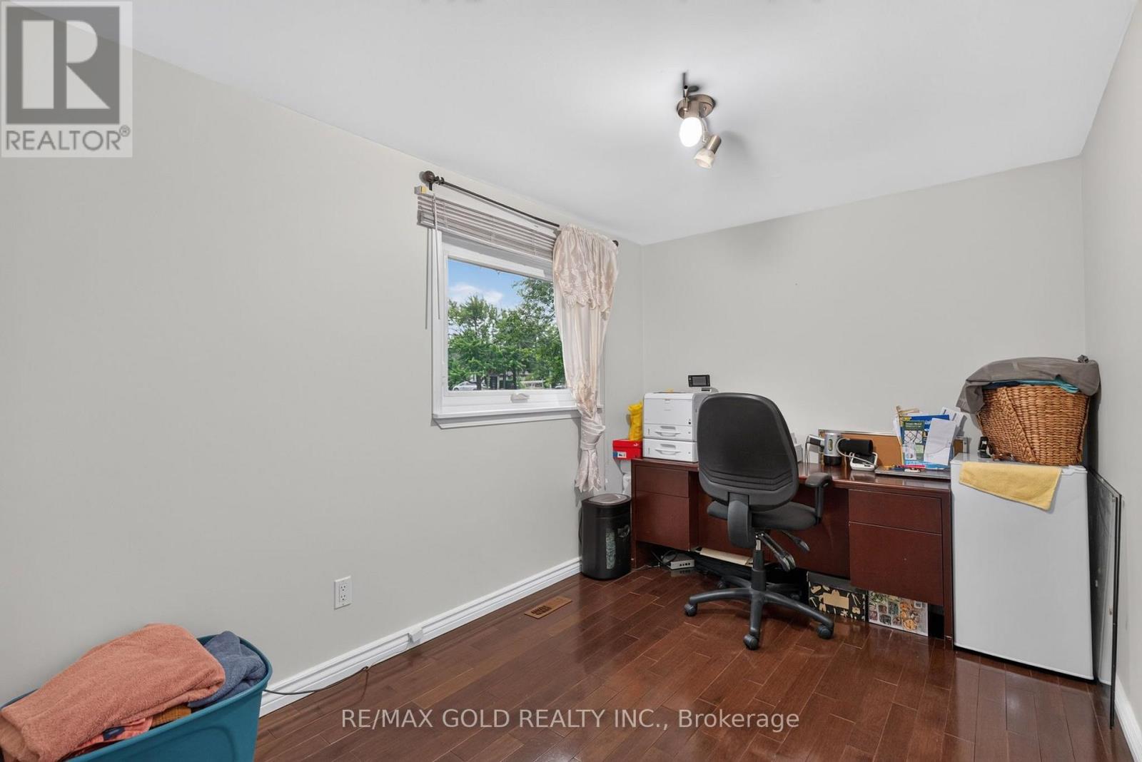 32 DUNBLAINE CRESCENT - 19