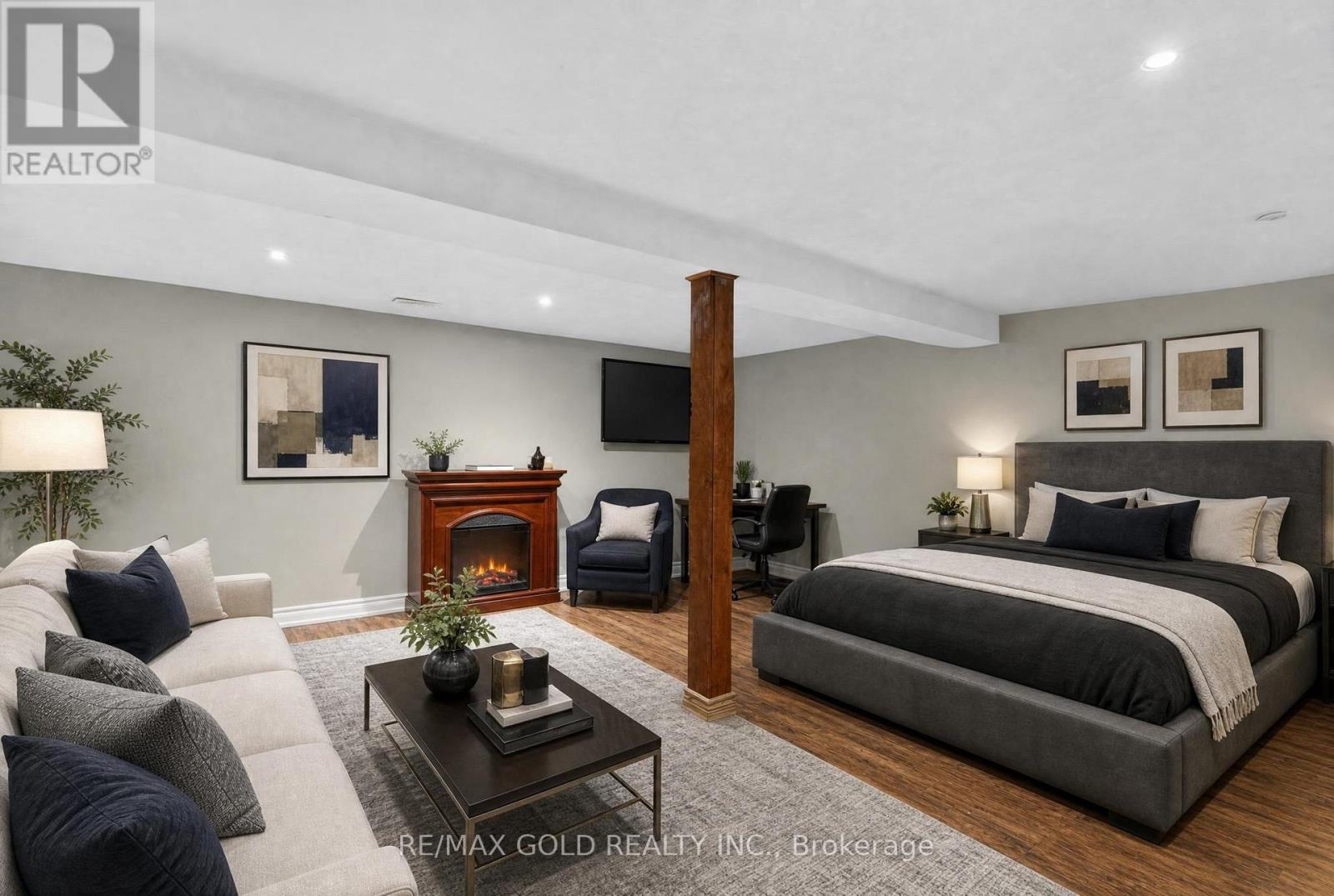 32 DUNBLAINE CRESCENT - 27