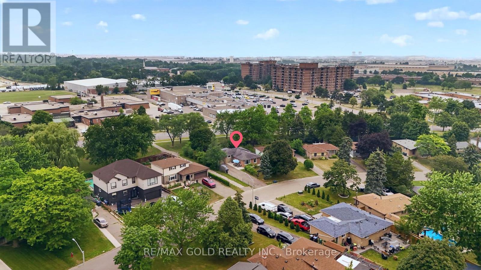 32 DUNBLAINE CRESCENT - 47