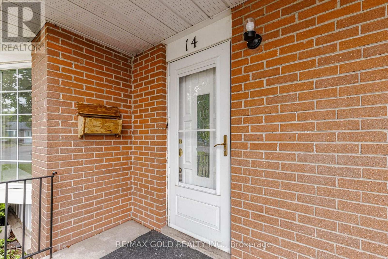14 FLAMINGO CRESCENT - 5