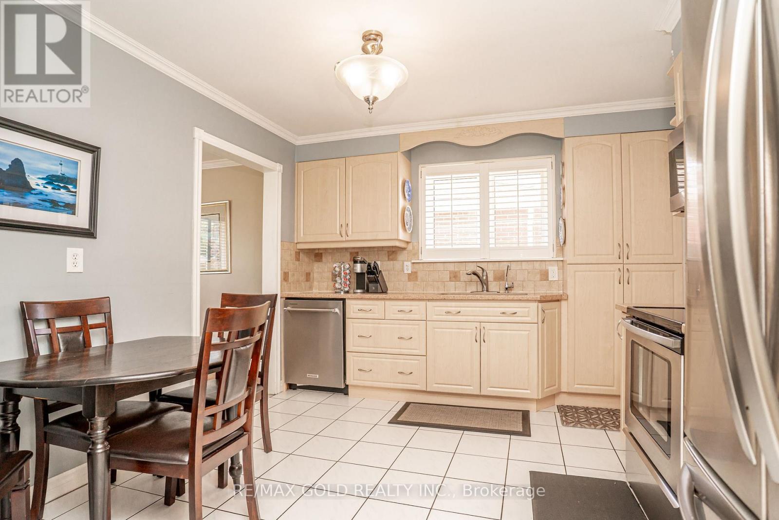 37 DEVONSHIRE DRIVE - 15