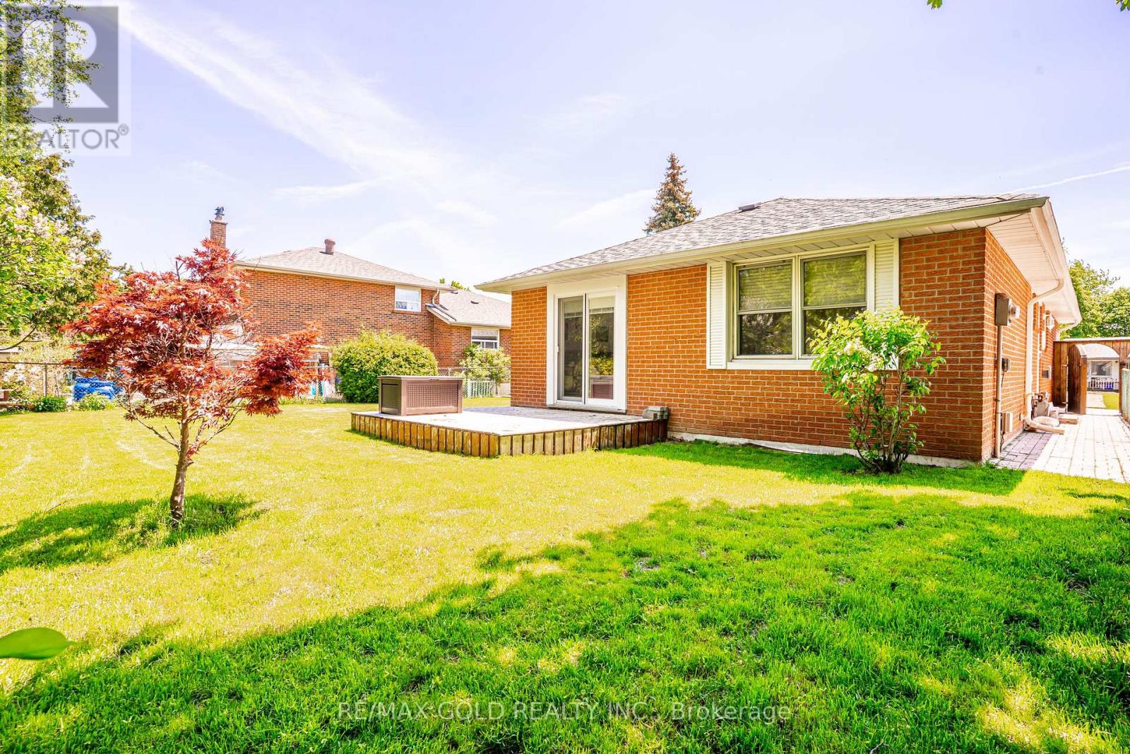 37 DEVONSHIRE DRIVE - 40