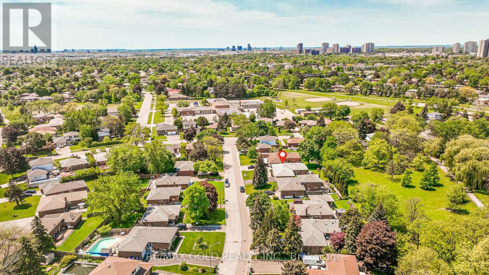 37 DEVONSHIRE DRIVE - 46
