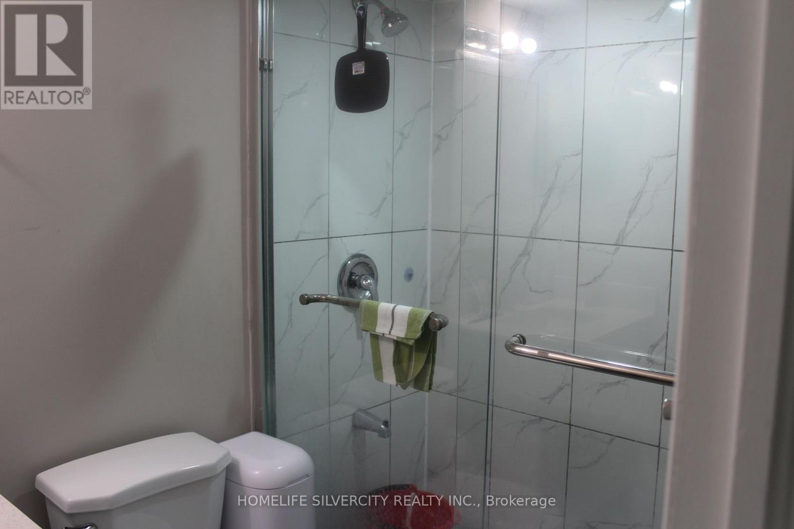 92 TOMABROOK CRESCENT - 43