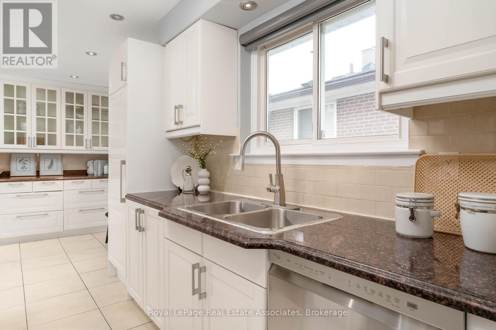 12 ANCHOR DRIVE - Image 15