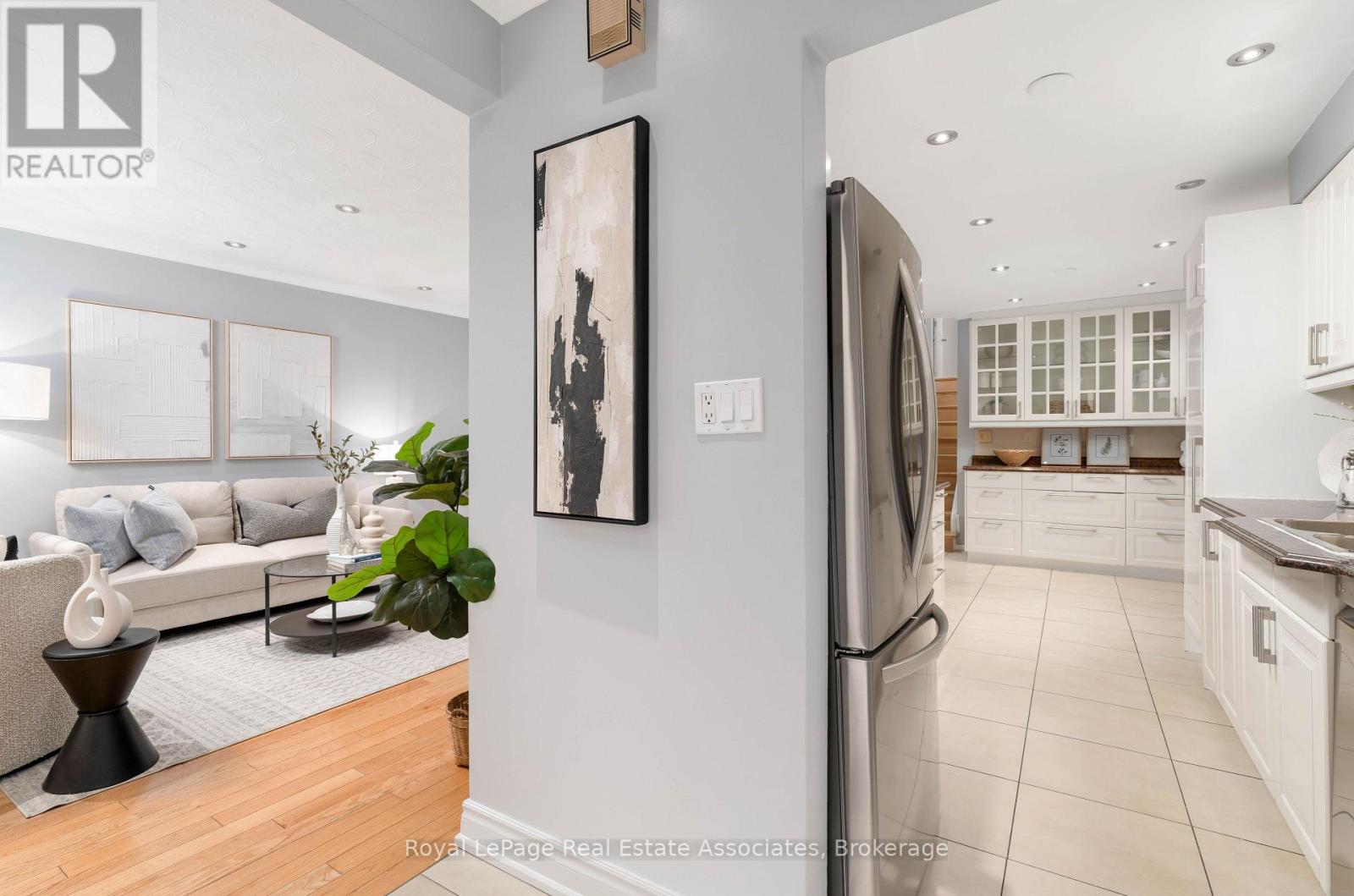12 ANCHOR DRIVE - Image 2