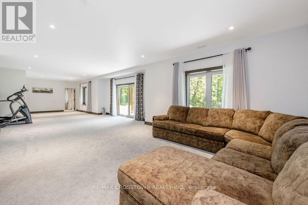 1445 BEIERS ROAD - Image 33