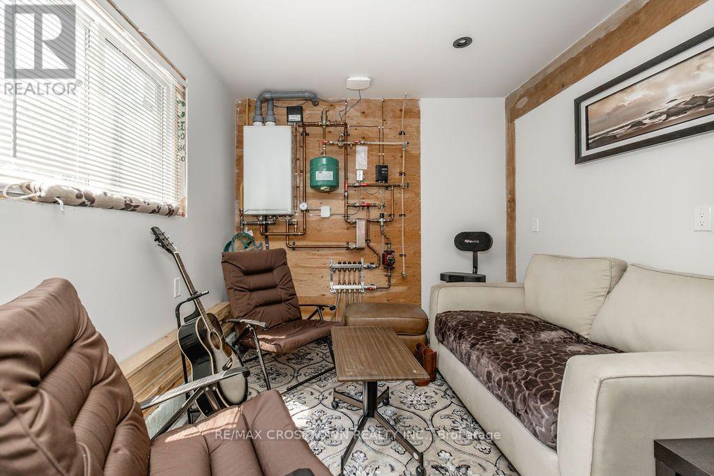 1445 BEIERS ROAD - Image 41