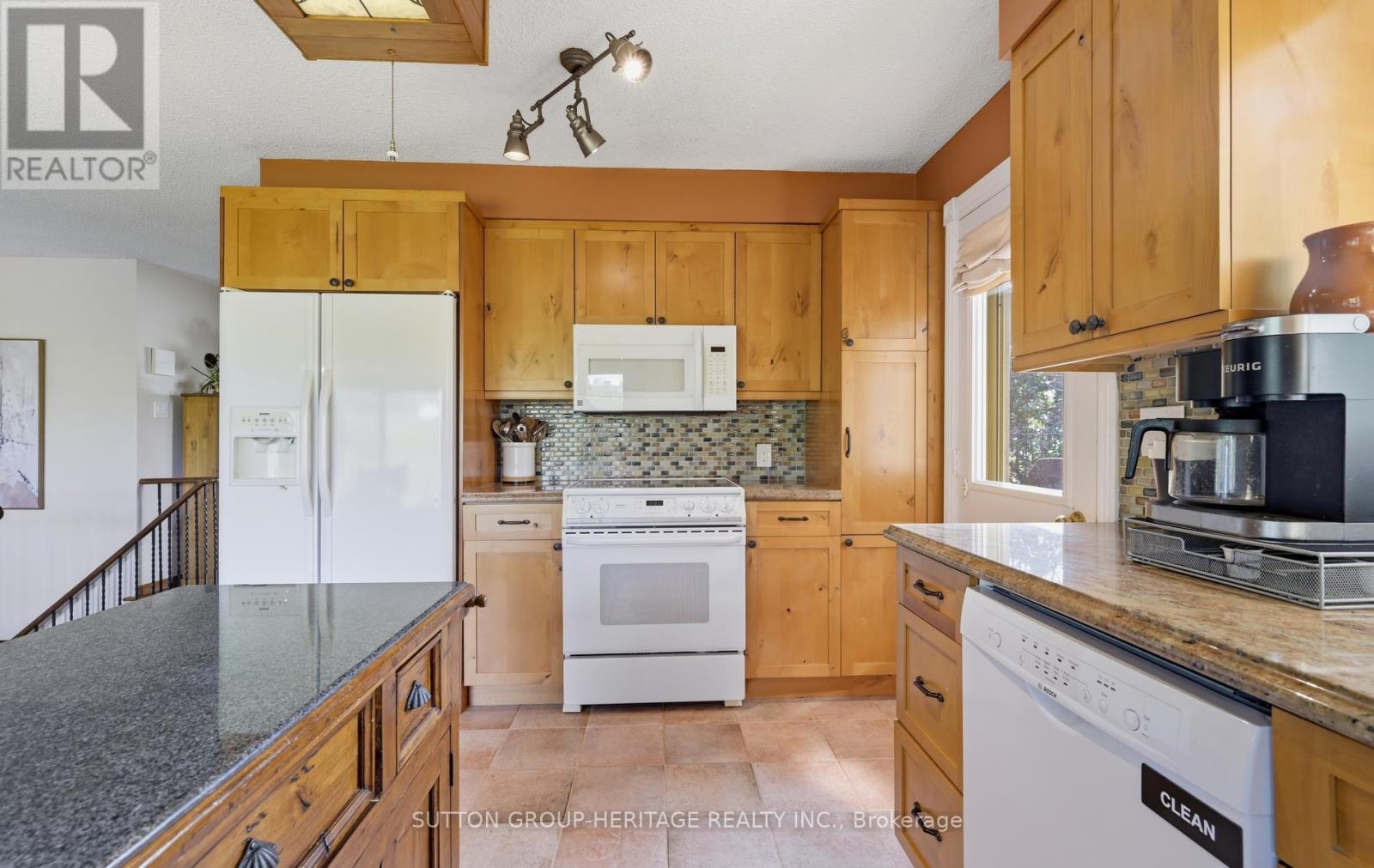 20955 BRUNON AVENUE - 6