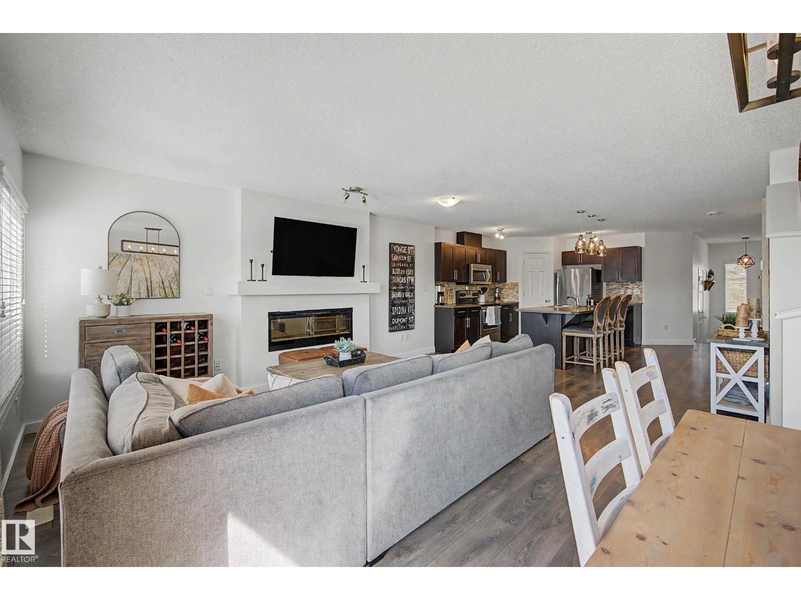 2083 CHALMERS WY SW - 21