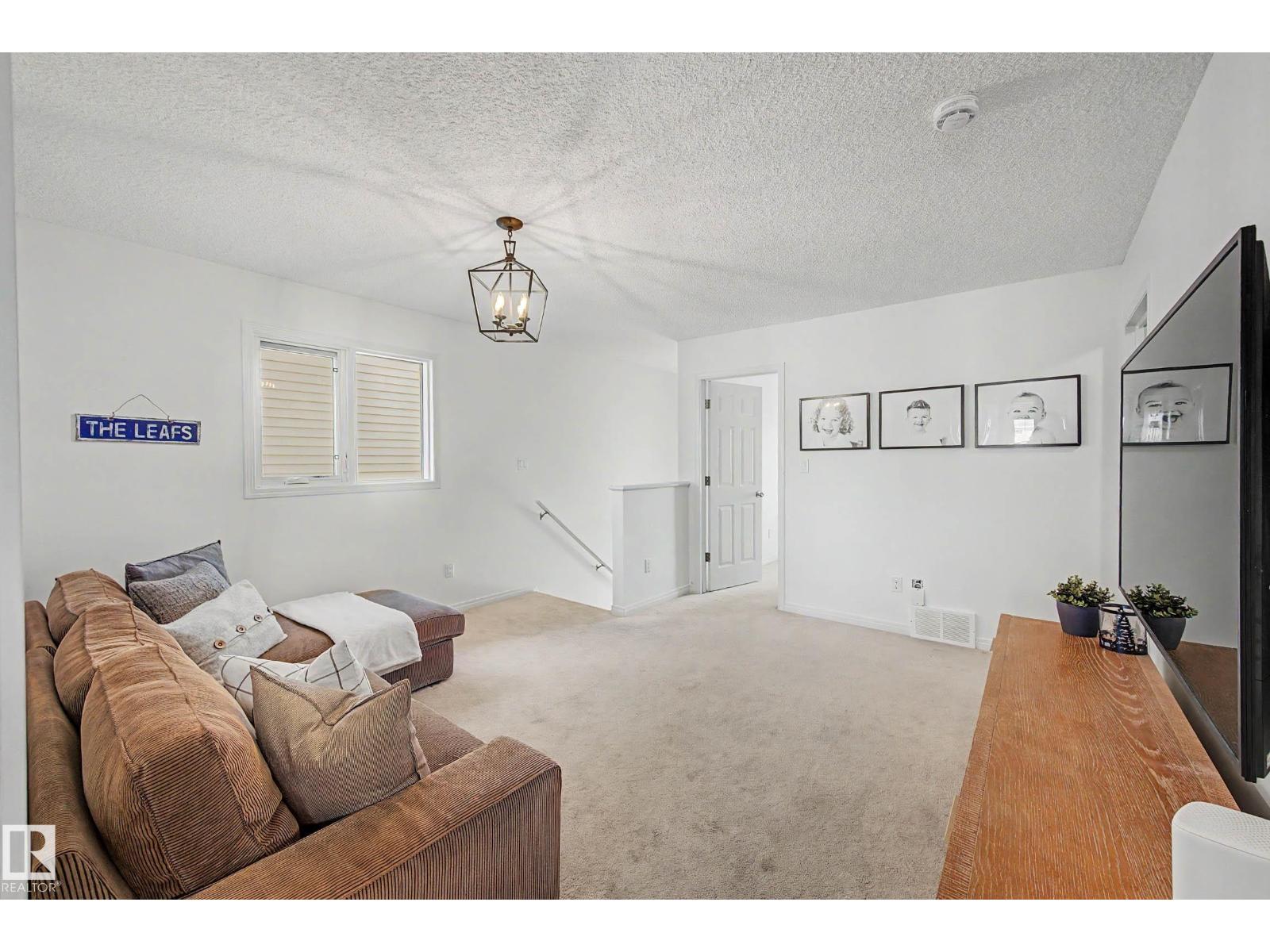 2083 CHALMERS WY SW - 30