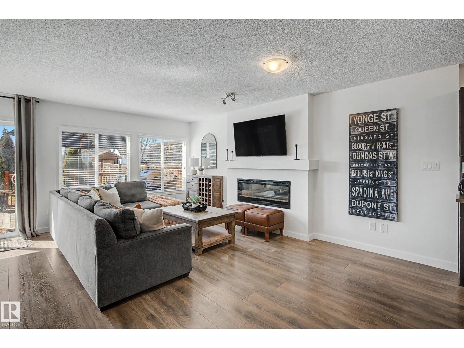 2083 CHALMERS WY SW - 19