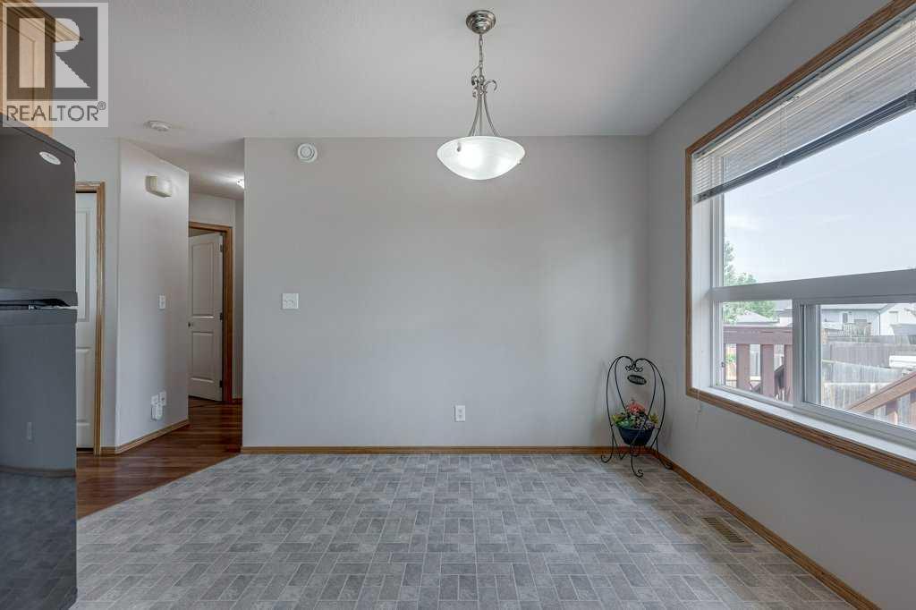 Listing photo – 103 Landry Bend, Red Deer