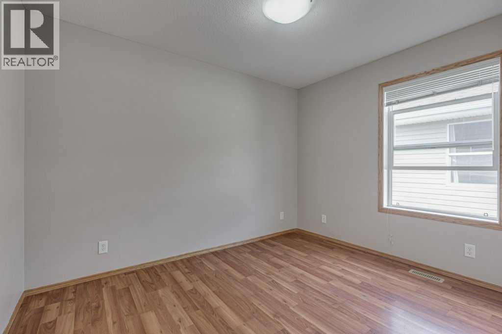 Listing photo – 103 Landry Bend, Red Deer