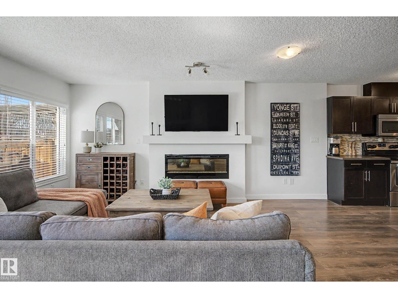 2083 CHALMERS WY SW - 20