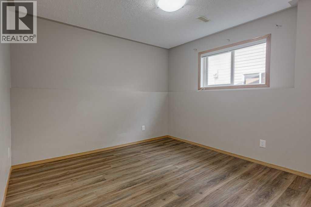 Listing photo – 103 Landry Bend, Red Deer