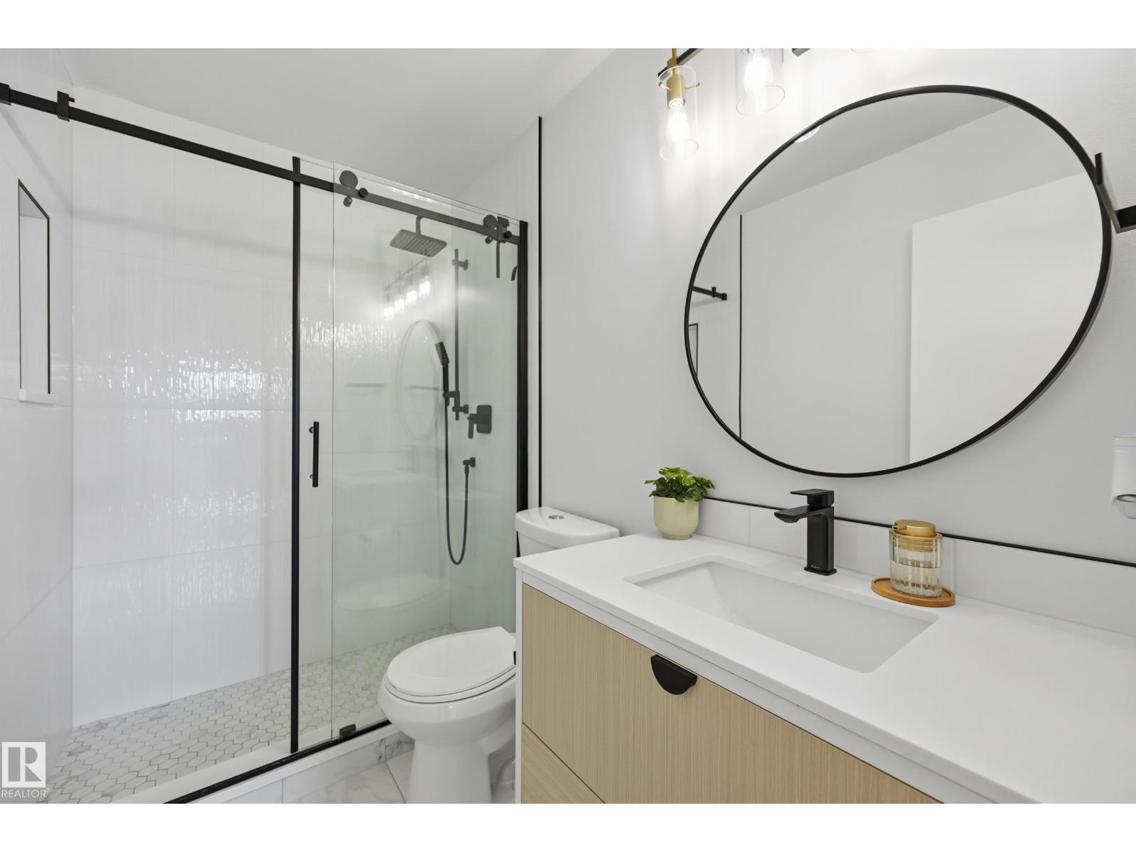 15111 67 ST NW - 19