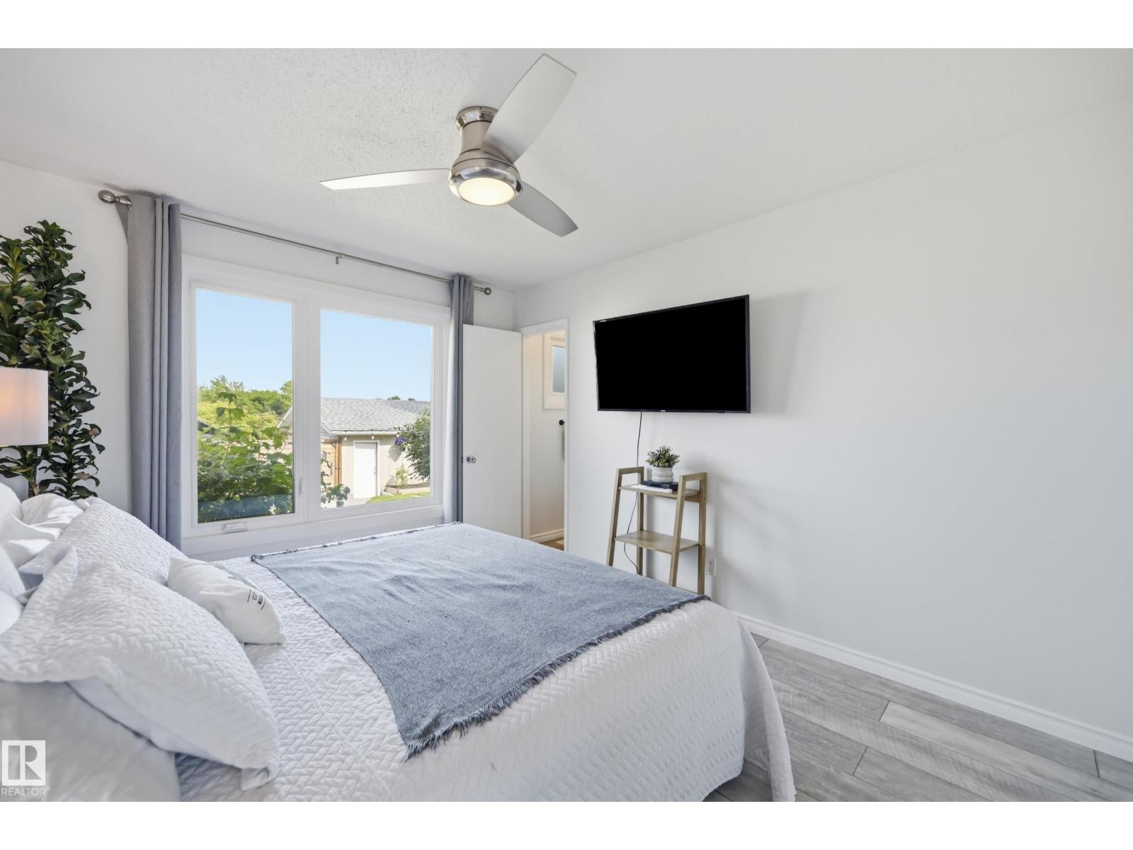 15111 67 ST NW - 15