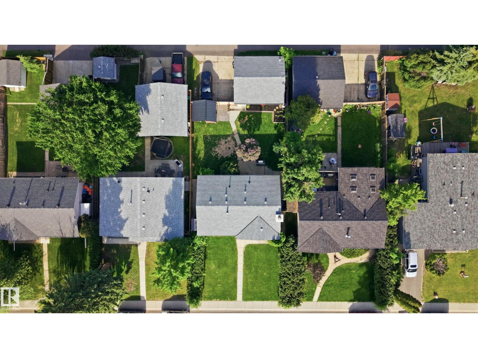 15111 67 ST NW - 36