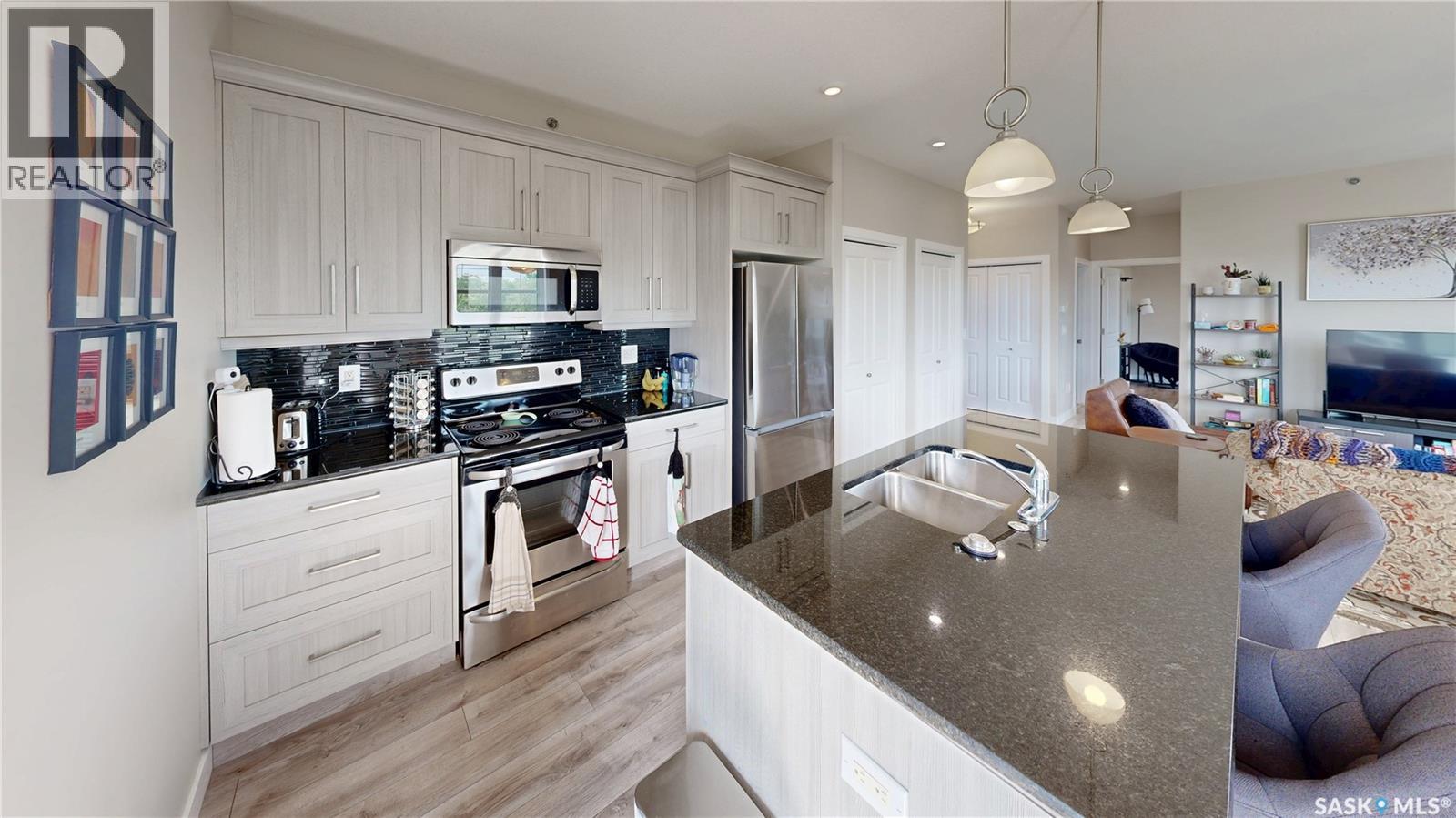 #406 1515 Anson ROAD - 12