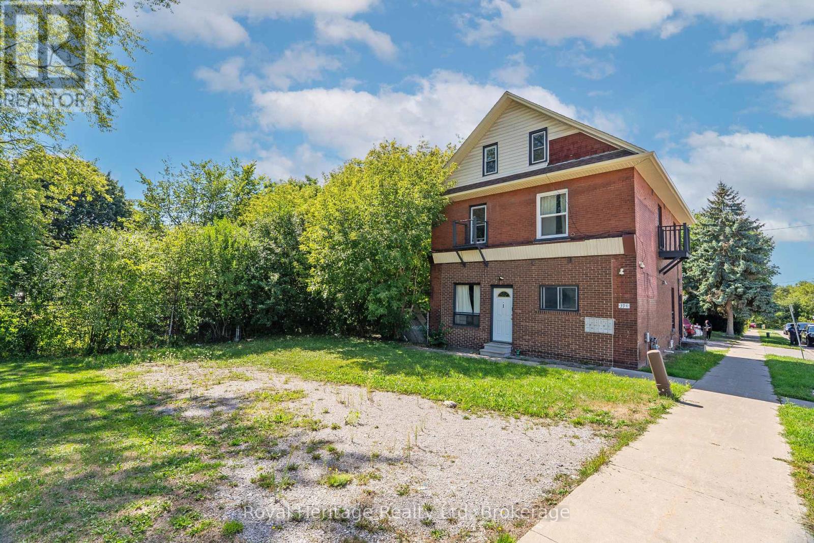 394 CENTRE STREET S - 2