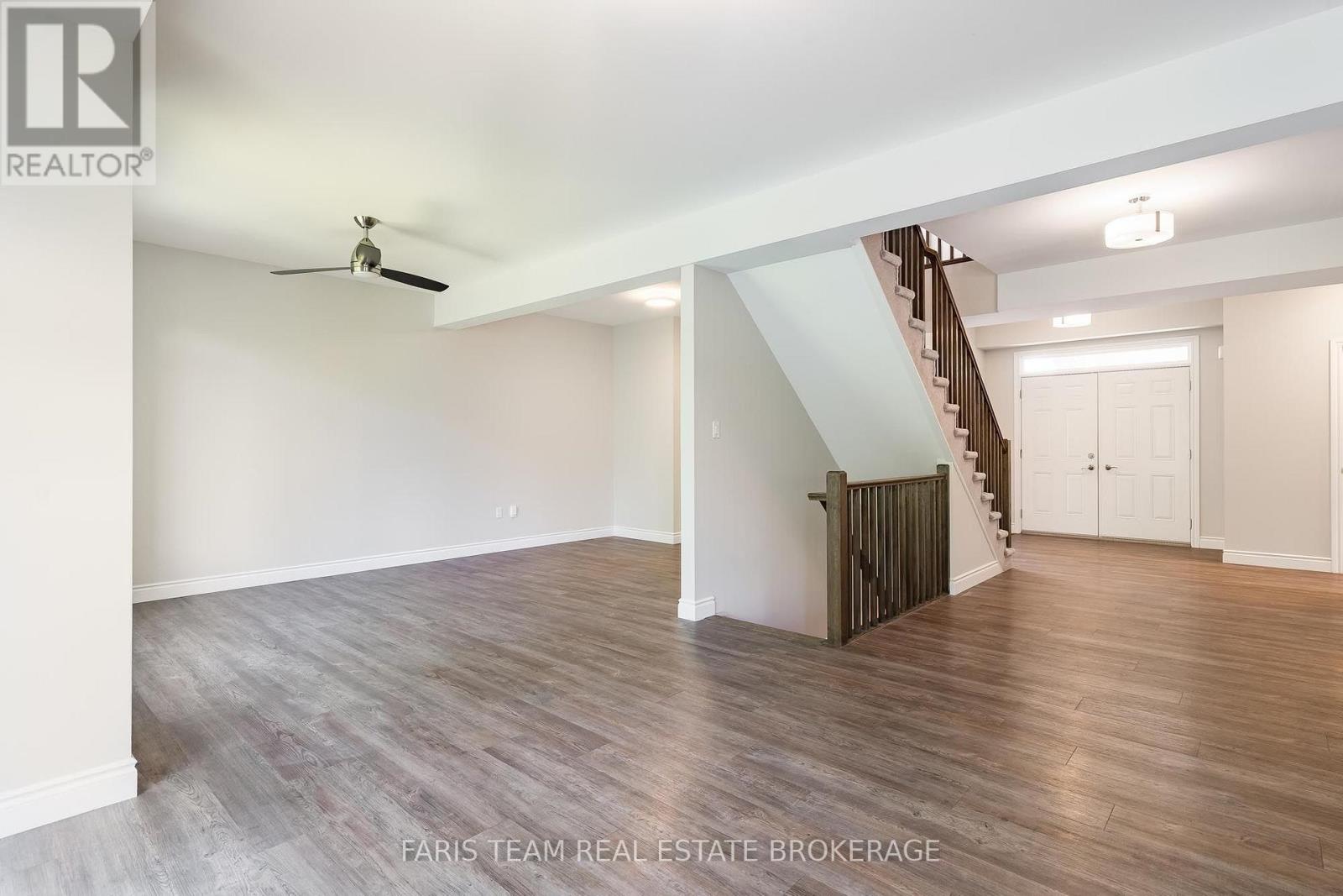 33 SHEPPARD DRIVE - 10