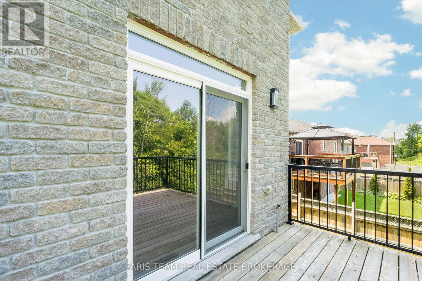 33 SHEPPARD DRIVE - 39