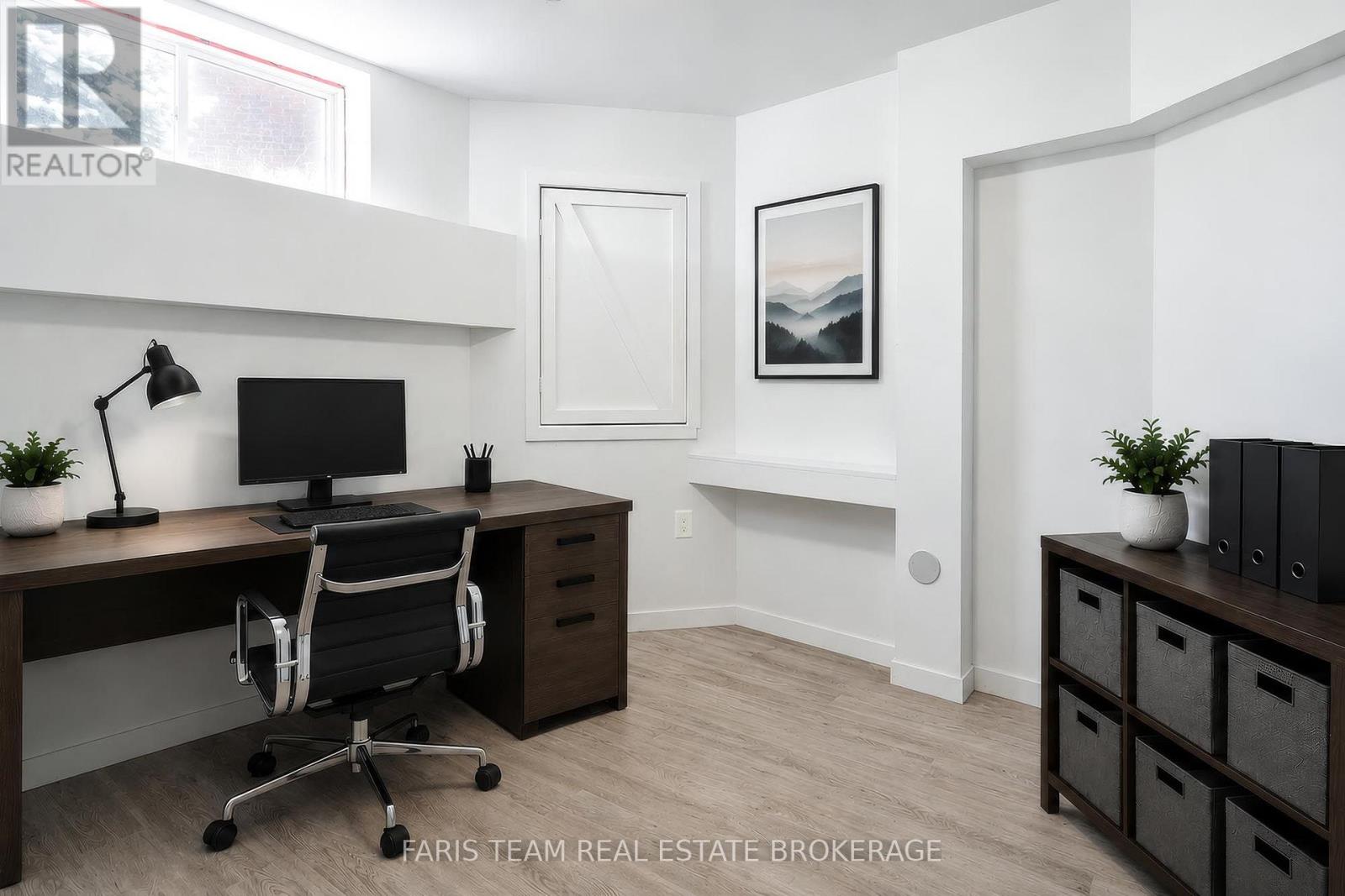 33 SHEPPARD DRIVE - 34