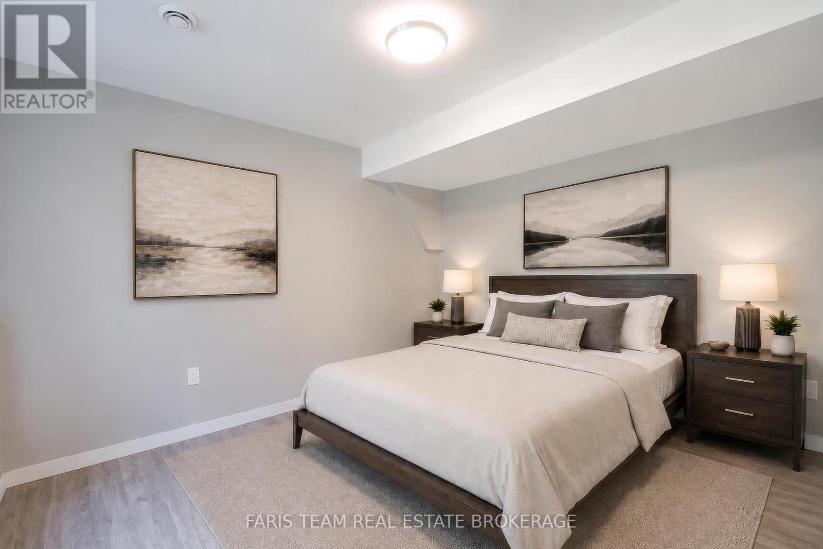 33 SHEPPARD DRIVE - 36