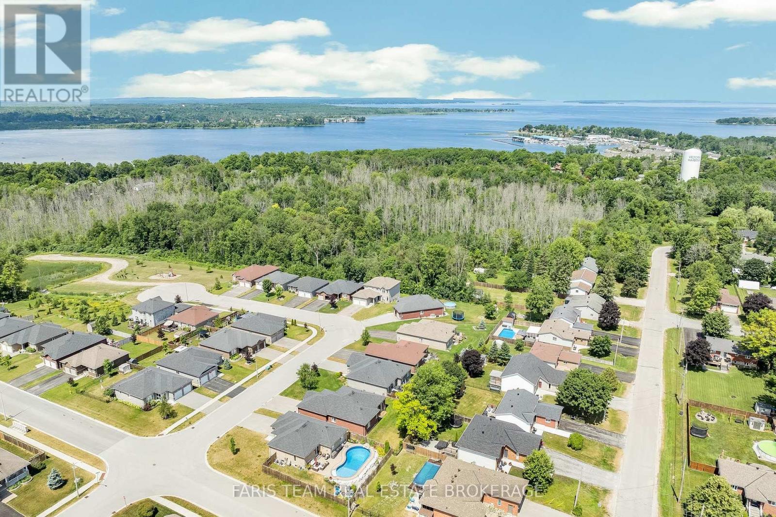 33 SHEPPARD DRIVE - 48