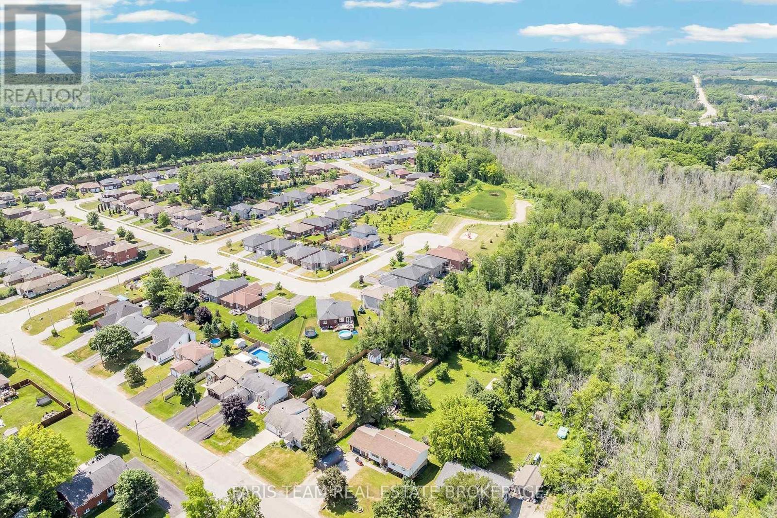 33 SHEPPARD DRIVE - 49