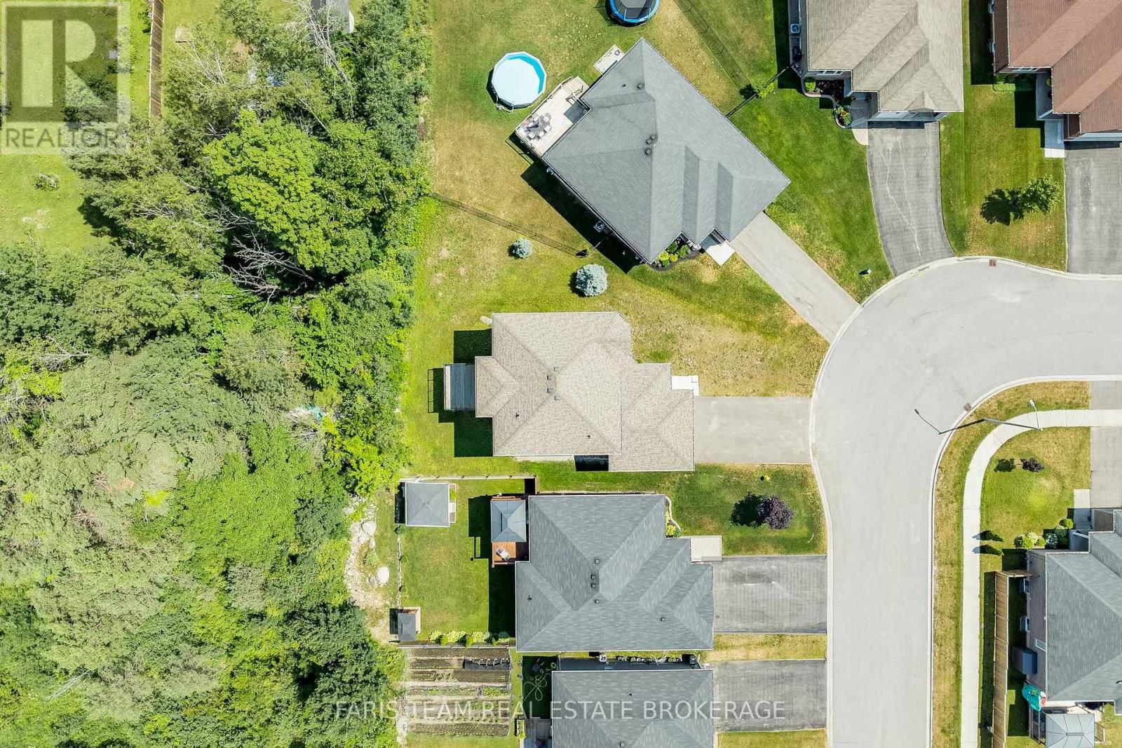 33 SHEPPARD DRIVE - 47