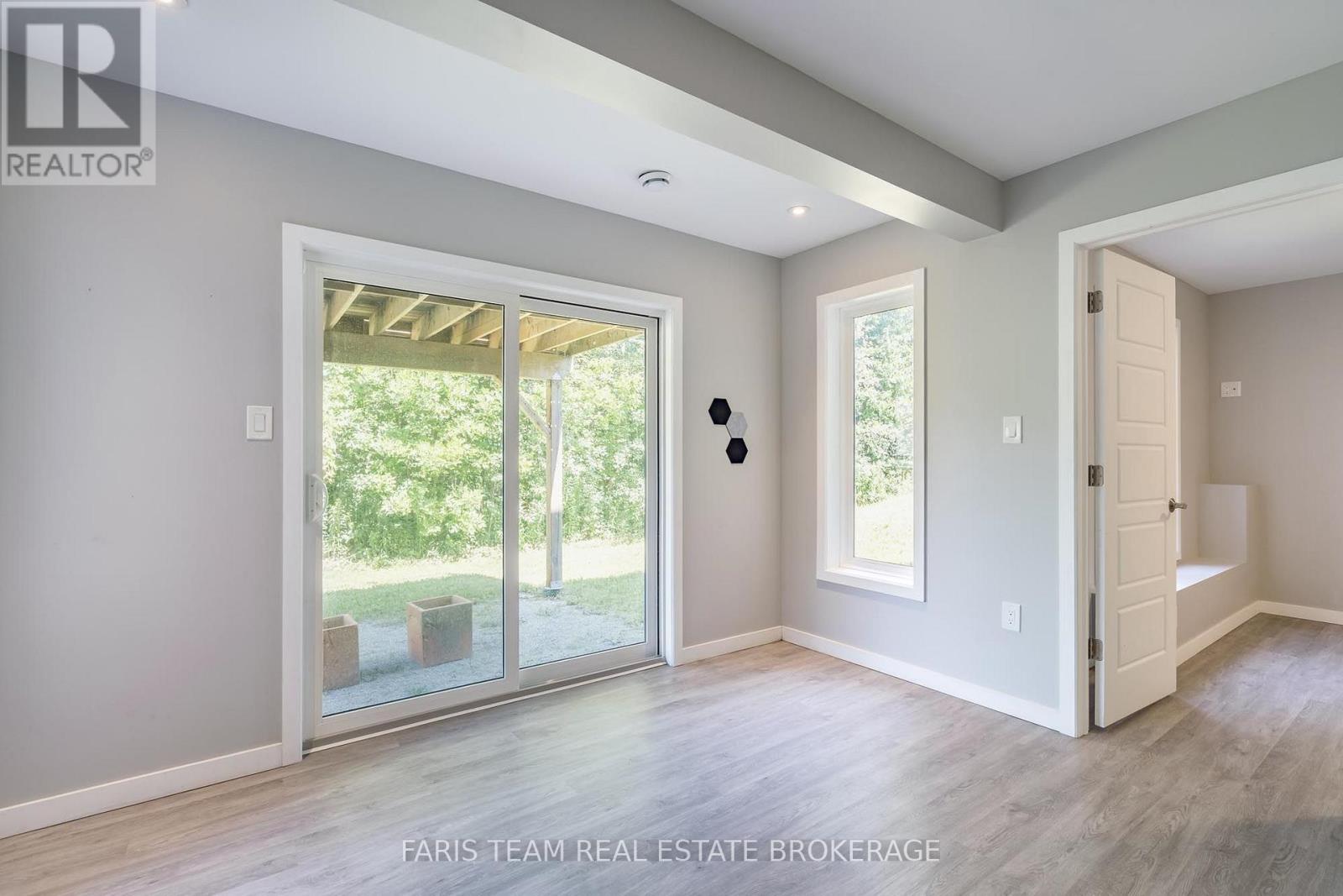 33 SHEPPARD DRIVE - 33