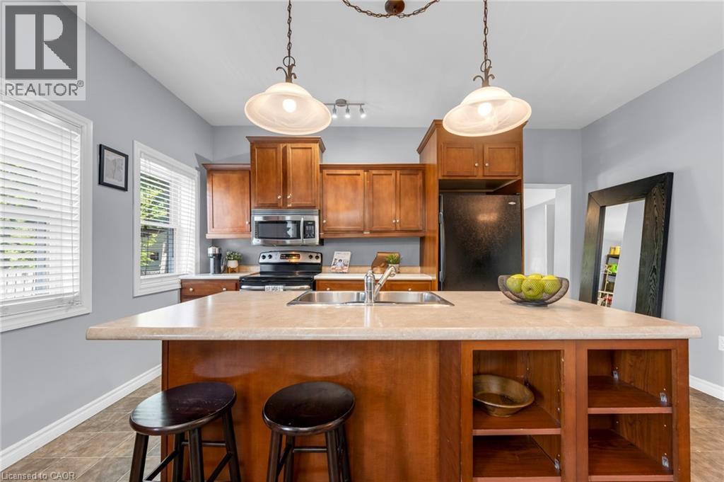 110 OAK Street - 12