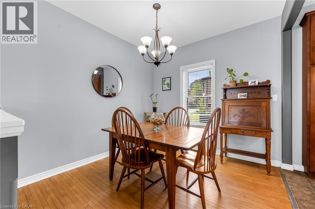 110 OAK Street - 16
